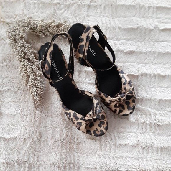 Rampage Leopard Print Heels Size 9.5M Mob Wife Platform Ankle Strap Y2K   A - Picture 2 of 9